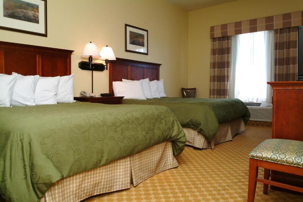 Hotel Country Inn & Suites by Radisson, Birch Run-Frankenmuth, MI